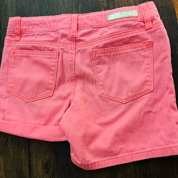 Tommy Bahama GIRLS shorts Bright Coral - Picture 2 of 4